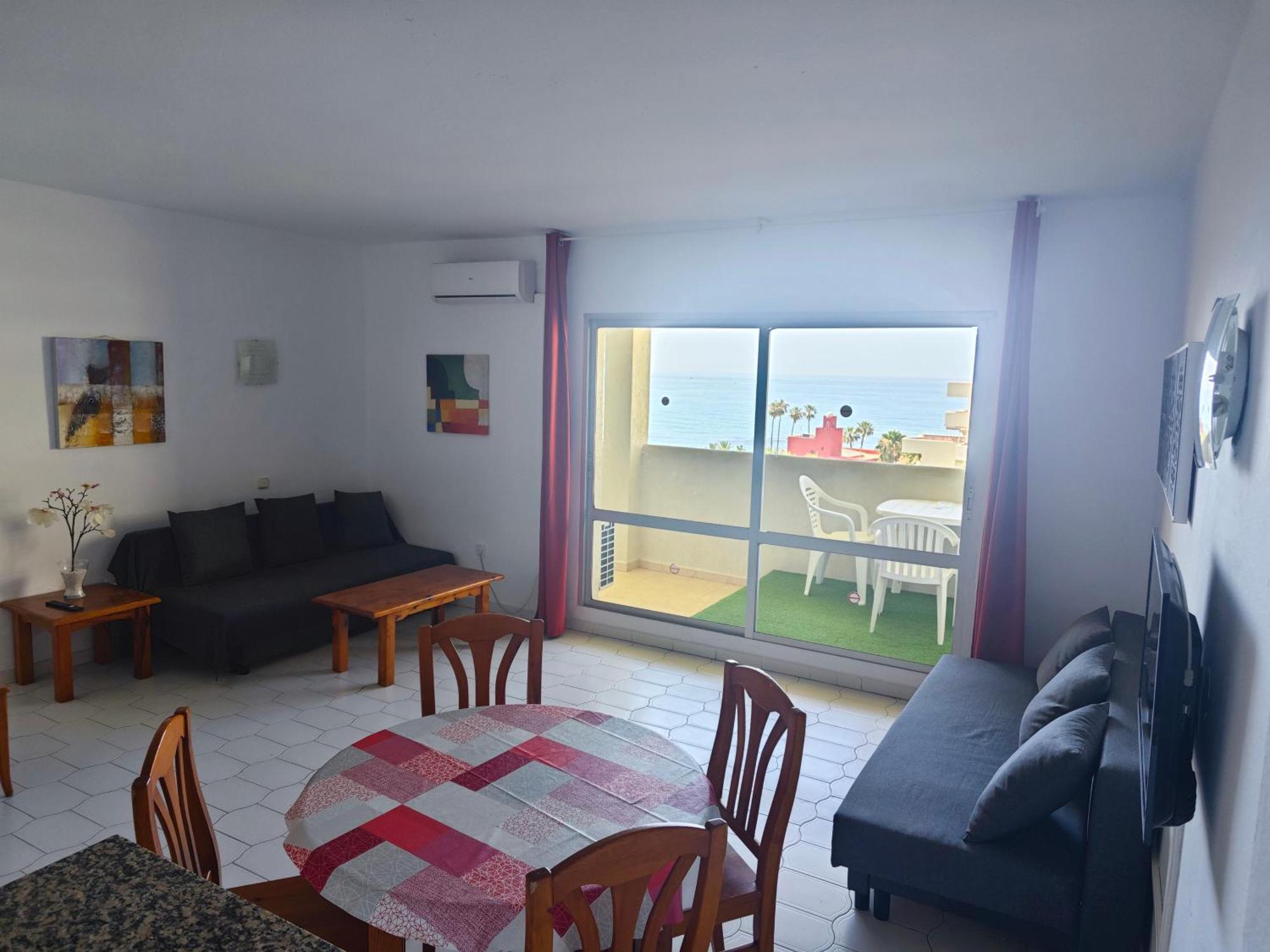El Estudio De La Playa Benalbeach Vistas Al Mar Benalmádena Chambre photo