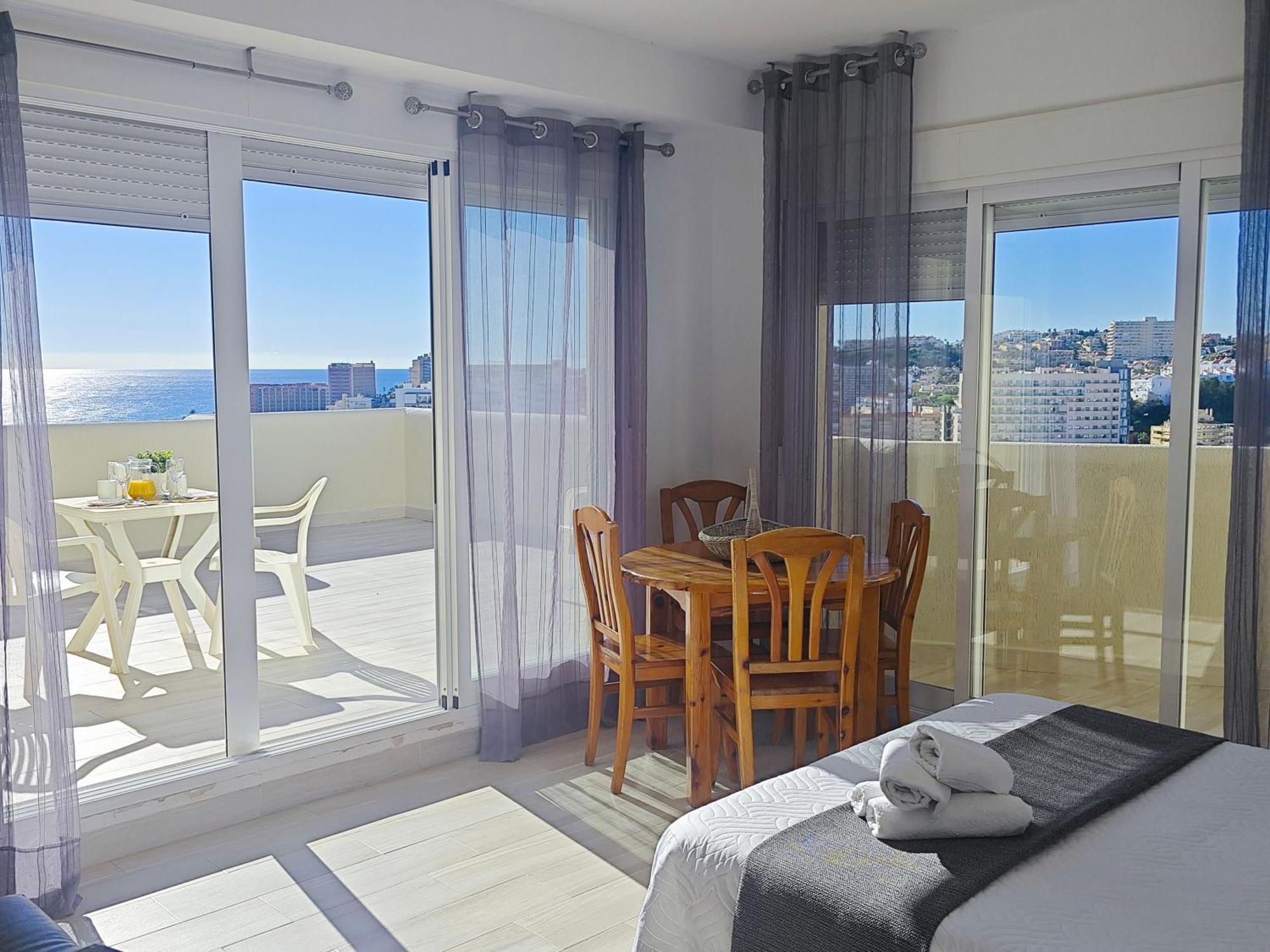 El Estudio De La Playa Benalbeach Vistas Al Mar Benalmádena Extérieur photo