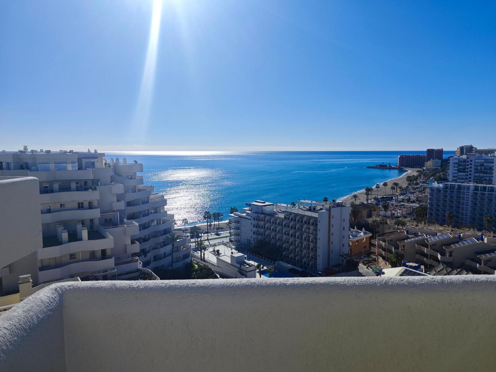 El Estudio De La Playa Benalbeach Vistas Al Mar Benalmádena Extérieur photo